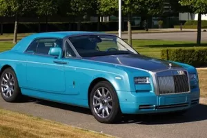 Rolls-Royce Phantom Coupé v nové námořnické edici pro zámožné Araby