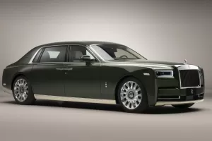 Rolls-Royce ukázal speciální Phantom Oribe. Inspiruje se japonskou keramikou