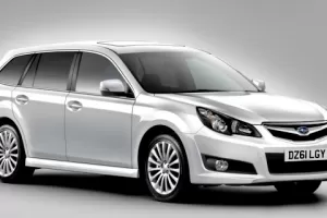 Subaru Legacy vylepšeno pro modelový rok 2012