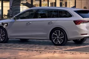 Škoda Octavia iV PHEV 2020: Cena, výbava, motory, nejlevnější verze