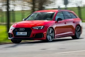 TEST Audi RS 4 Avant: Na chalupě budete rychle. Prodloužíte si ale cestu?