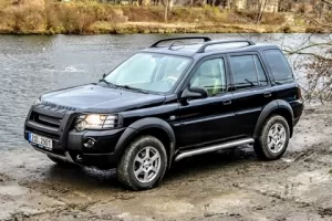 Test ojetiny Land Rover Freelander: V terénu potěší, u odborníků nezlobí