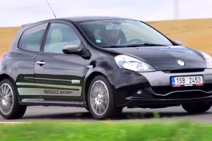 Test ojetiny Renault Clio RS: Kupujte, nebudou!