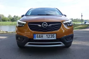Galerie - Test Opelu Crossland X: Jaký je první Opel na francouzských základech? - AutoRevue.cz