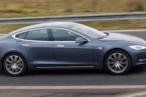 Test Tesla Model S: Úplně jiná