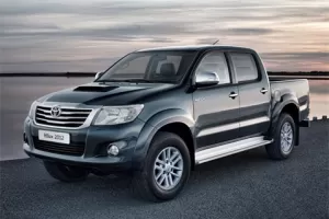 Toyota Hilux 2012: omlazený pick-up vyráží vstříc novým soupeřům