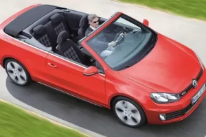 Volkswagen Golf Cabriolet dostal nové a úspornější motory