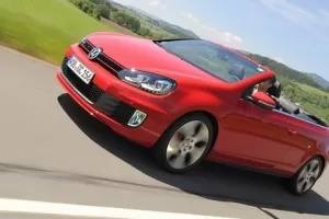 Volkswagen Golf GTI Cabrio: další fotky, nová videa