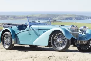 Z volného cyklu „ojetiny na prodej“: Bugatti 57SC Sports Tourer
