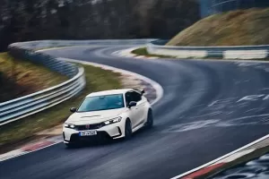 Honda Civic Type R si připisuje rekord za nejrychlejší kolo na Nürburgringu