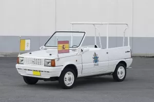Papamobil i nejmenší pick-up na světě: Zajímavosti ze 70leté historie Seatu