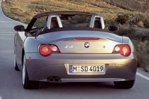 BMW Z3 odchází, štafetu přebírá roadster Z4
