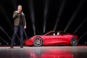 Fotogalerie: Elon Musk, šéf automobilky Tesla, představuje nový elektrický roadster