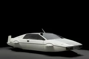 Fotogalerie: Lotus Esprit, který se v roce 1977 v bondovce proměnil v ponorku. Filmaři...