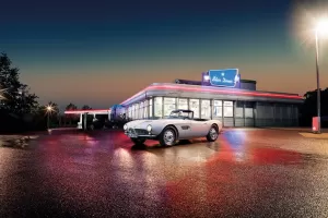 Autofotka týdne: Návrat krále. Elvisovo BMW 507 prošlo renovací