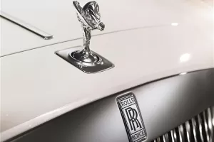 Fotogalerie: Rolls-Royce Wraith bude mít svojí oficiální premiéru na autosalonu v Ženevě.
