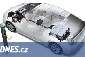 Toyota Prius Plug-in: hybrid do zásuvky bojuje o každý kilometr
