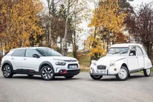 Citroën C4 Cactus vs. 2CV 6: Je libo koberec či kachnu?