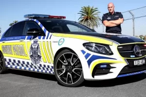 Australská policie vyměnila Mercedes-AMG GLE 63 Coupe za AMG E 43