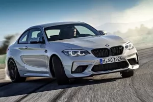 BMW M2 Competition má manuál a filtr pevných částic. Standardní M2 končí