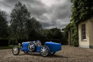 Malé auto za velké peníze. Dětské autíčko Bugatti Bebe stojí jako pěkný Superb