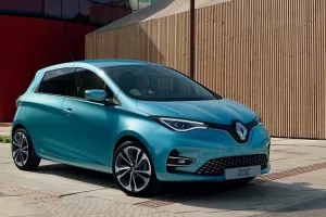 Nový Renault Zoe už je v Česku, ředitel zastoupení se pustil kvůli cenám do Škodovky