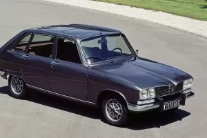 Renault 16 (1965-1980): Vůz, který zpopularizoval páté dveře