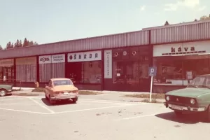 Jak se kupovala auta v ČSSR před rokem 1989: Snadné to nebylo