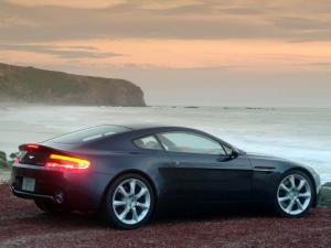 Aston martin V8 Vantage (2005)