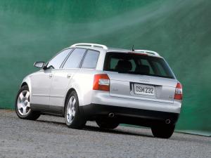 Audi A4 Avant (2001)