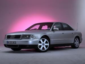 Audi S8 (1996)