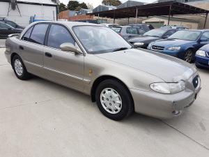 Hyundai Sonata (1998)