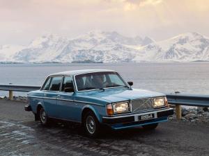 Volvo 264 (1980)